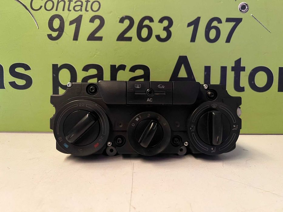 Skoda Octavia - Comandos Sofagem Climatronic - S034