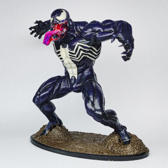 Figura Venom *11cm*