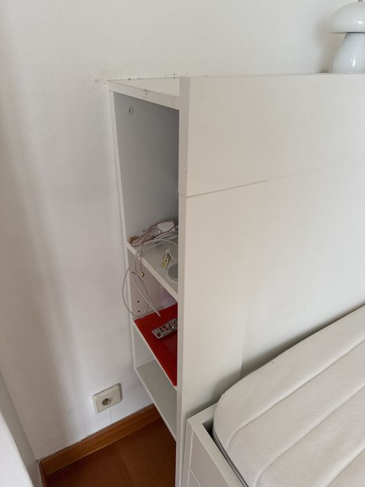 Vendo cama de casal IKEA com arrumação e colchão
