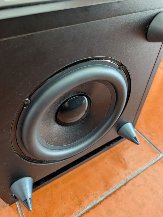 Subwoofer Ativo KEF PSW 1000.2 – 100W RMS