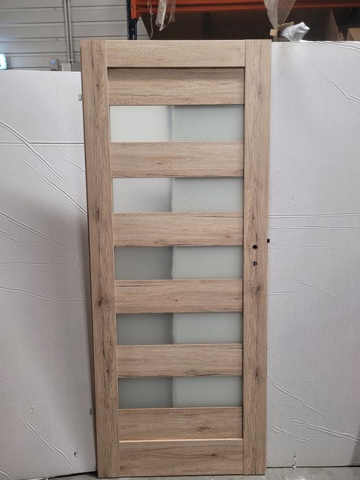 Skrzydła drzwiowe powystawowe, drzwi