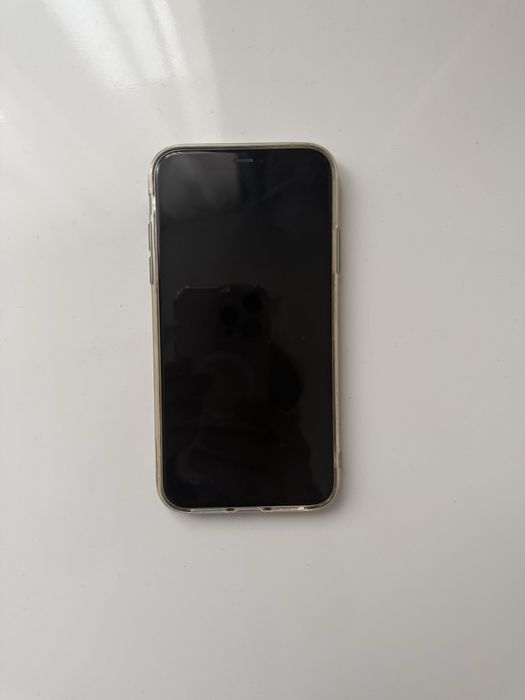 Телефон 11 айфон .124 память