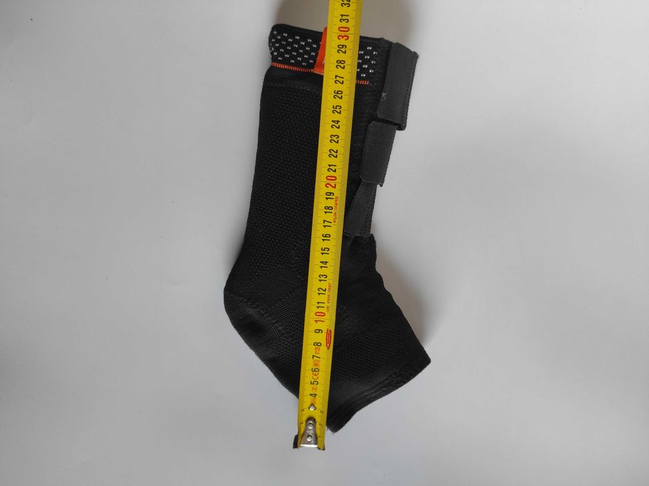 Бандаж голеностопа для фиксации ахиллесового сухожилия Sporlastic07804