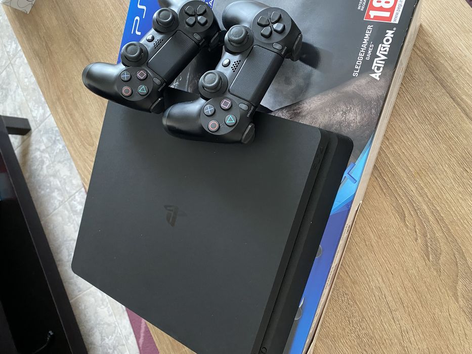PS4 Jet Black de 1 TB