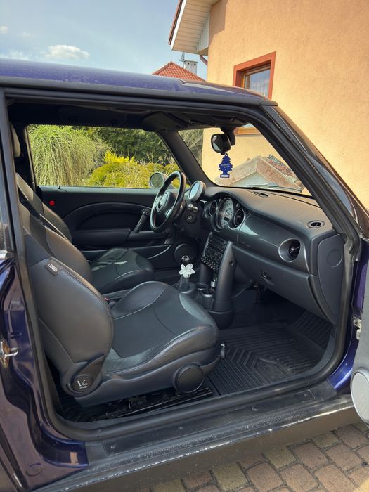 Mini Cooper R50 1.6 2004