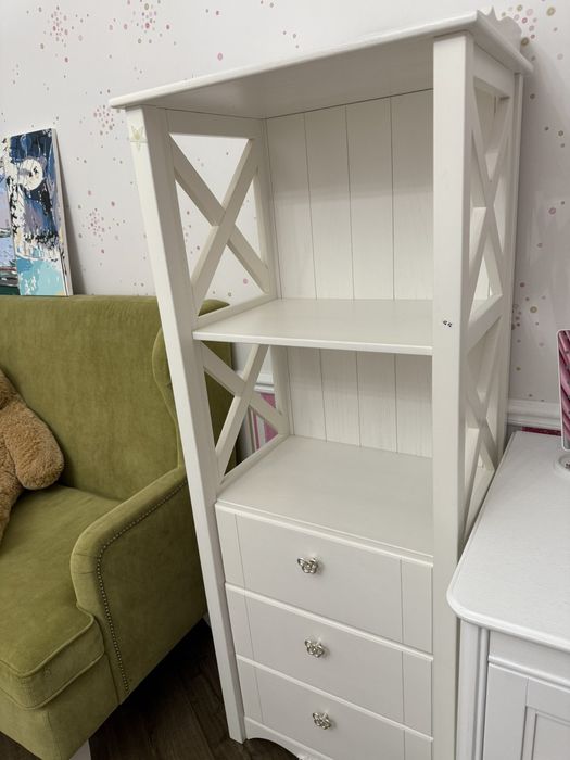 Вишукані меблі для дитячої чи спальні — дуб, ясен, білий - зі знижкою