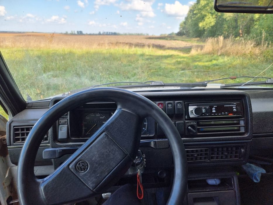 Volkswagen Golf 2