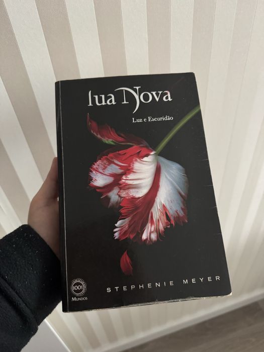 Livro Lua Nova / Saga Twilight
