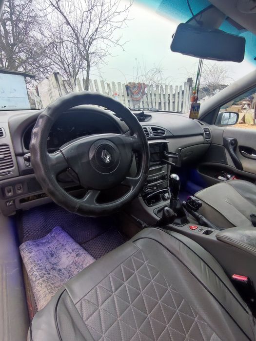 Рено Лагуна 2 1.8 бензин