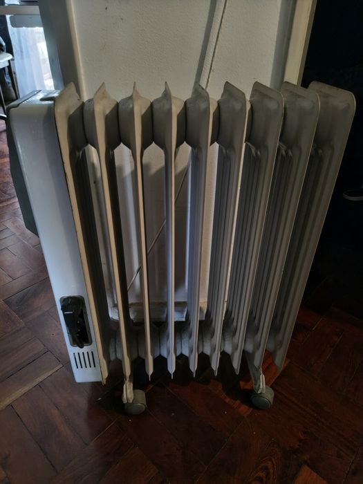 Aquecedor a óleo usado. Bom preço