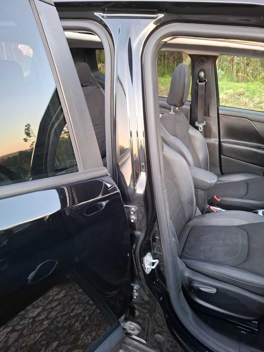 Jeep Renegade 1.6 MJD Limited Sky Edition 54 Mil kms Nacional de 2015