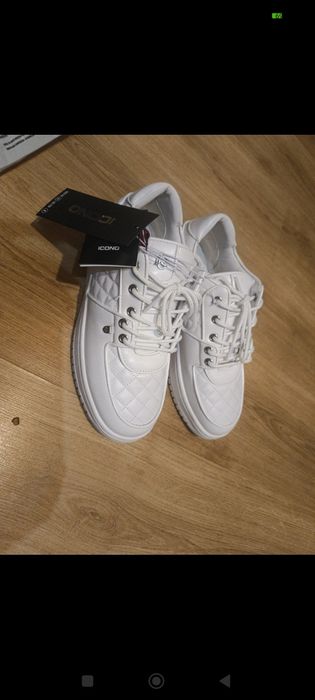 Białe buty rozmiar 41 new yorker