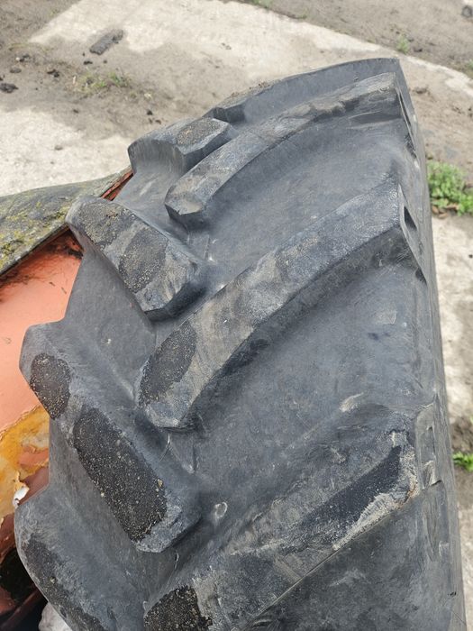 Opona BKT 405/70 R24 16.0/70-24 MPT do naprawy