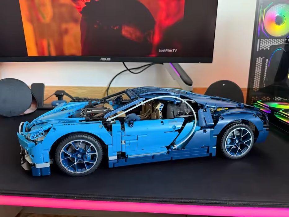 Technic 42083 Bugatti Chiron