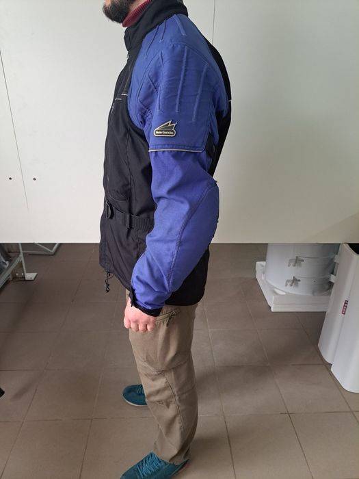 Продам мотокуртку текстиль L