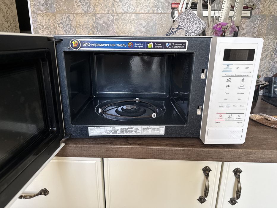 Продам мікрохвильовку