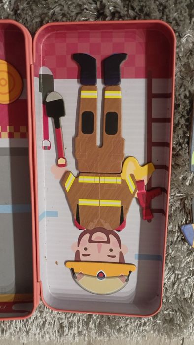 Puzzle magnetyczne strażak