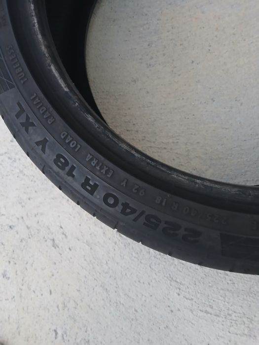 2 pneus 225 40 r18 Continental