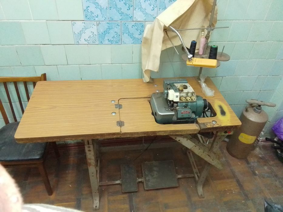 Продам оверлок  Just MO-816