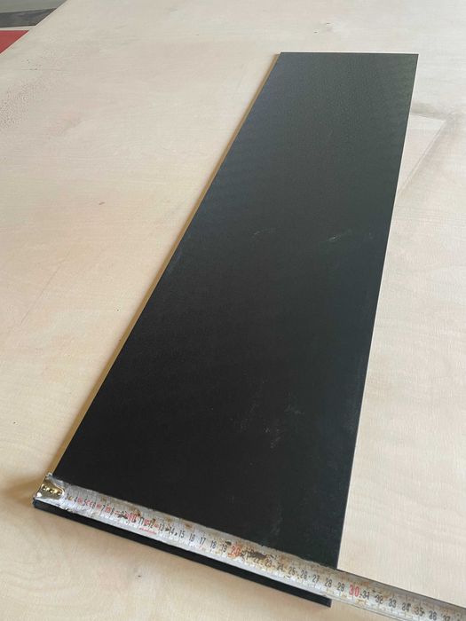 Продам ділові куски  чорного АБС пластику 3 мм