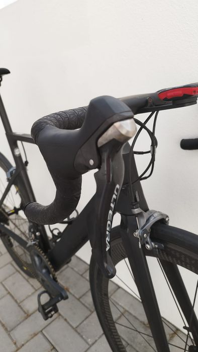 Canyon Aeroroad CF SLX full Ultegra 
Rodas de carbono Mavic cósmic SLE