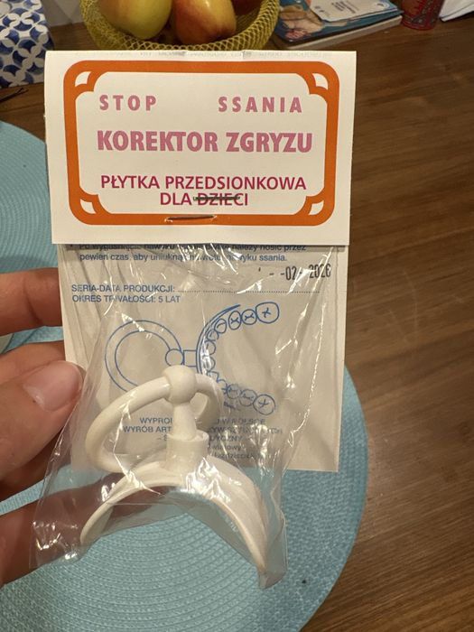 Korektor zgryzu, plytka przedsionkowa