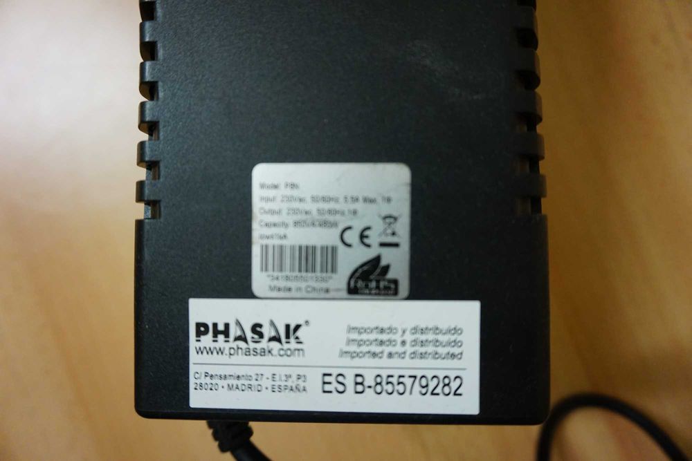 UPS com Display PHASAK P8N Otimo Estado