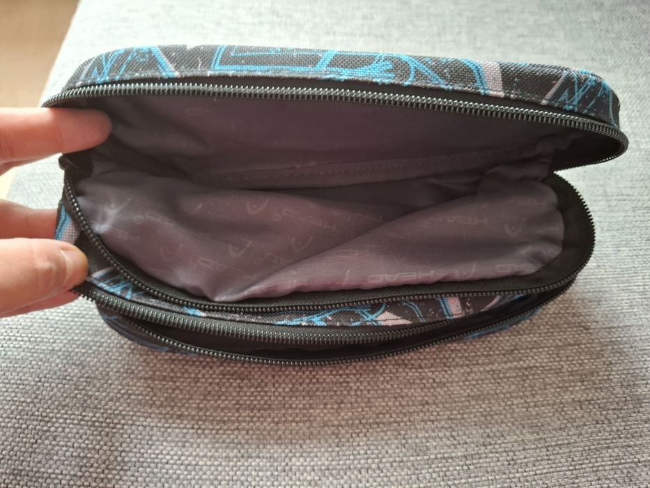 Piórnik podwójny HEAD