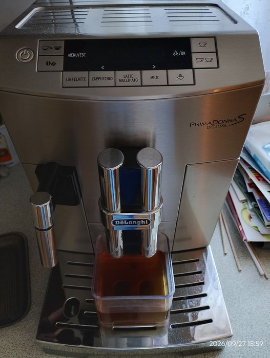 Ekspres De`Longhi Primadonna Deluxe