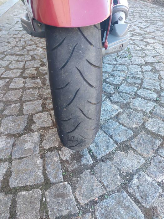 YAMAHA GTS 1000 bem estimada.
