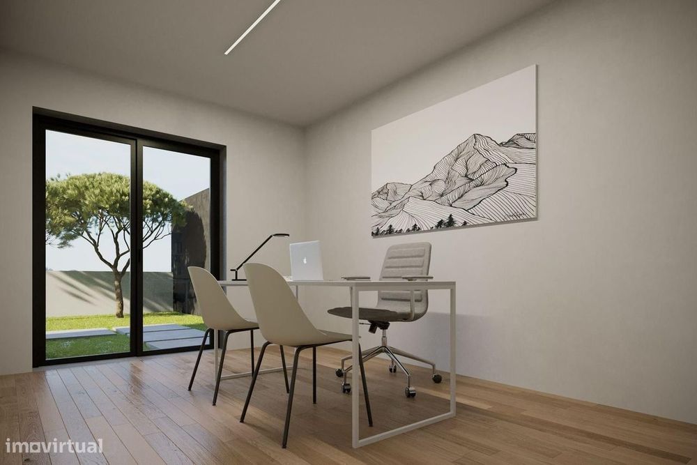 Moradia Isolada T4 com piscina, Aroeira, Almada
