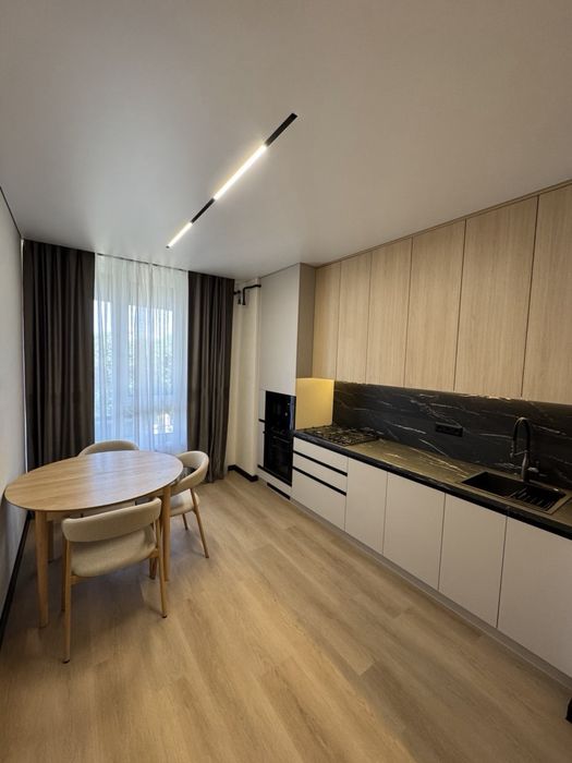 Продаж ЕЛІТНОЇ квартири в НОВОБУДОВІ (50 м²) р-н Майдану