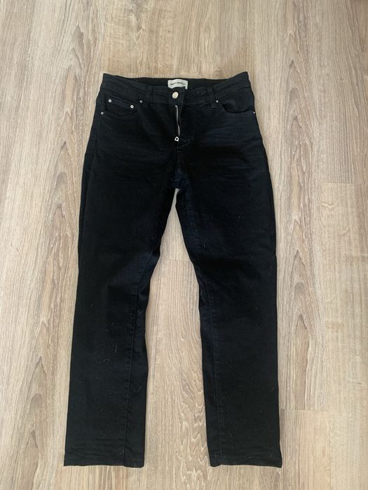 slim fit jeans dirty money