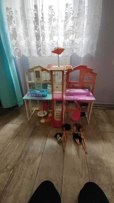 Duży składany domek Barbie