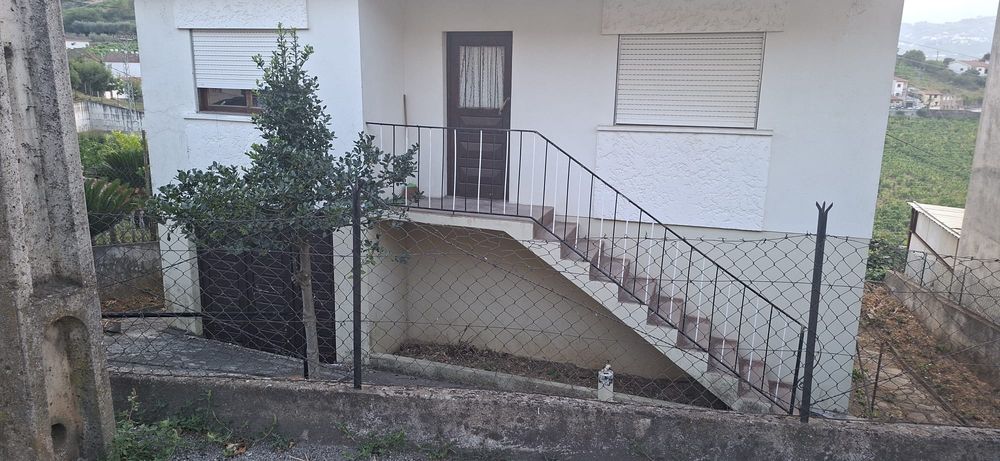 Casa  em lobrigos