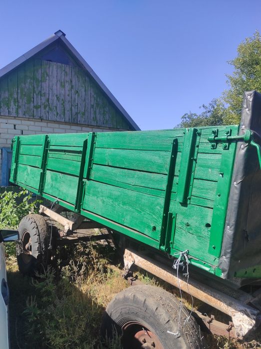 Продам тракторный прицеп 2ПТС-4