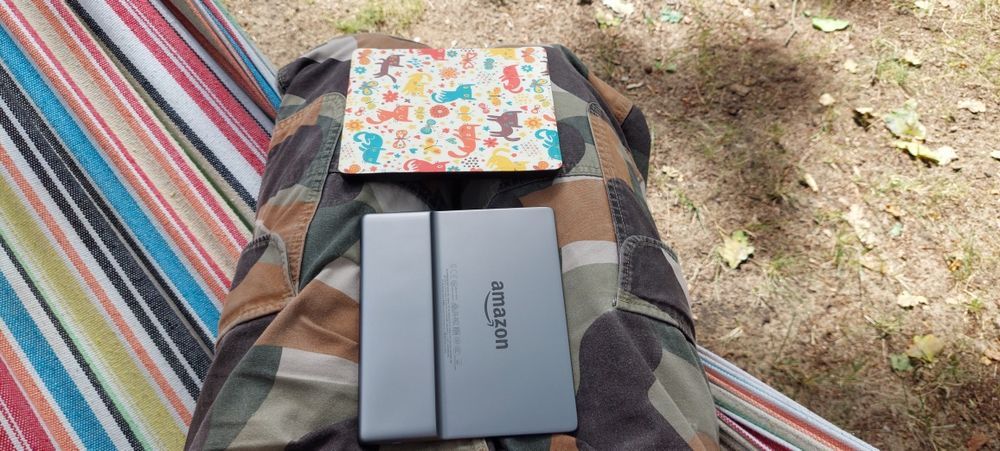 Kindle Oasis 10 generacja super stan