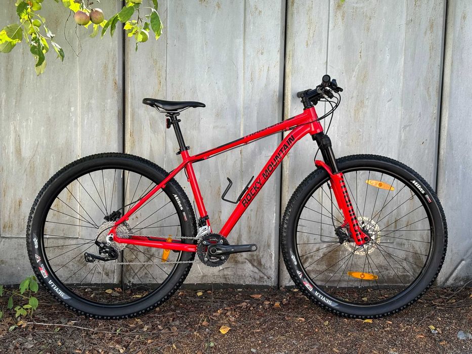 29 Rocky Mountain Trailhead 950 на Deore XT\повітряна Manitou\499