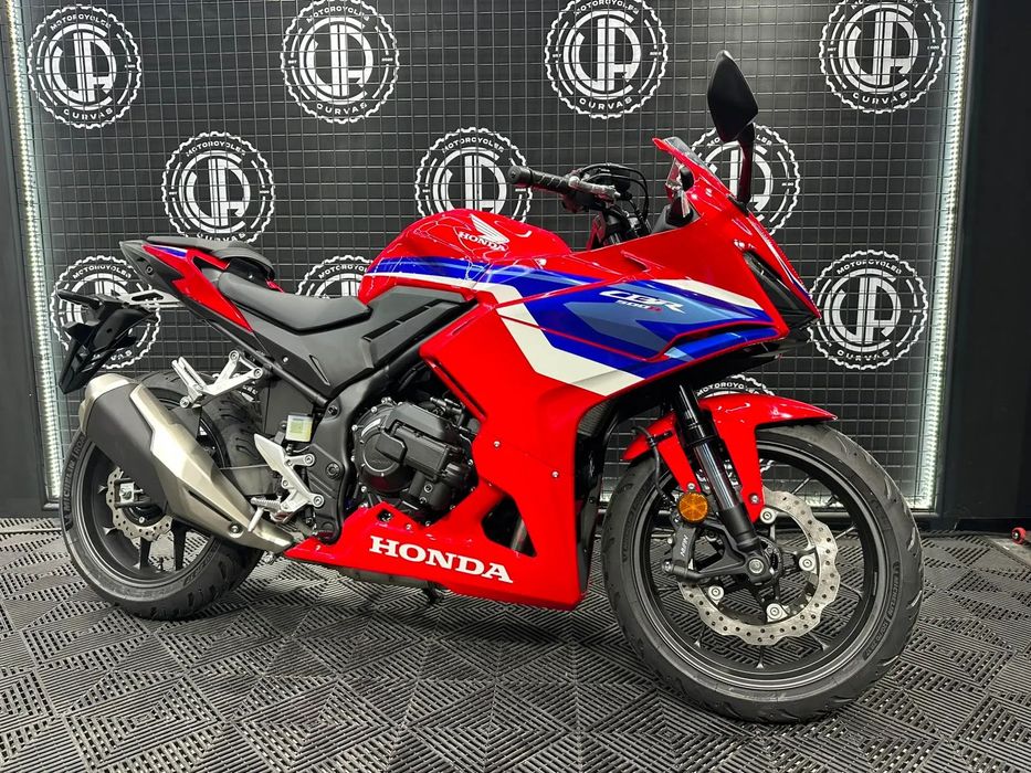 Honda CBR  500 R E-CLUTCH 2026