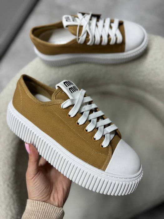 Buty sneakersy Trampki miu miu na platformie