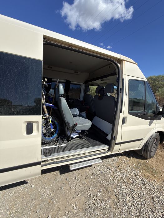 Ford Transit 2011 9 lugares