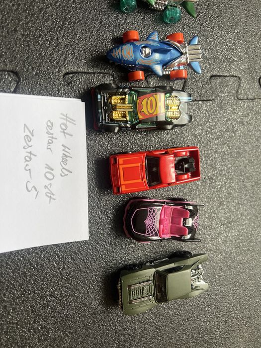 Zestaw Hot Wheels 10 szt