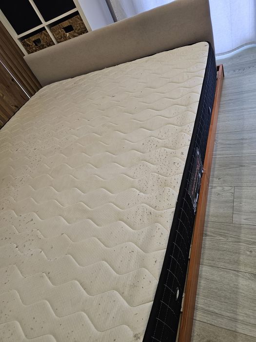 Venda de garagem
160x200