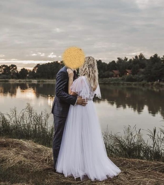 Lekka piekna suknia slubna boho romantyczna nie agnieszka światły