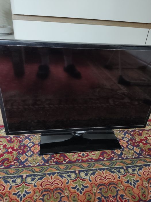 USZKODZONY - TV Samsung 32"