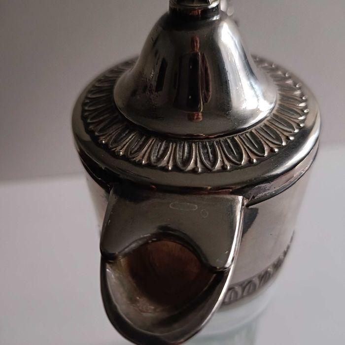 Karafka do wina lata 50. XX wieku