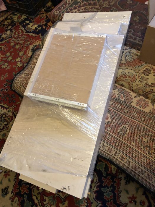 Дитячий столик, дитяча парта