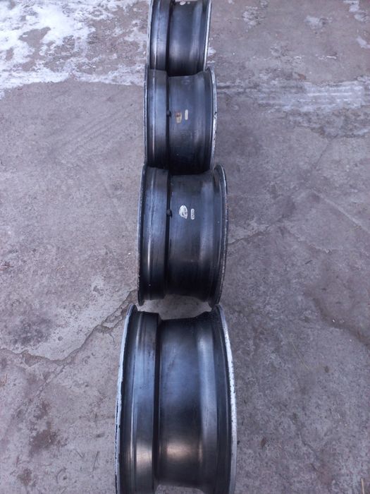 Продам легкосплавні дискі