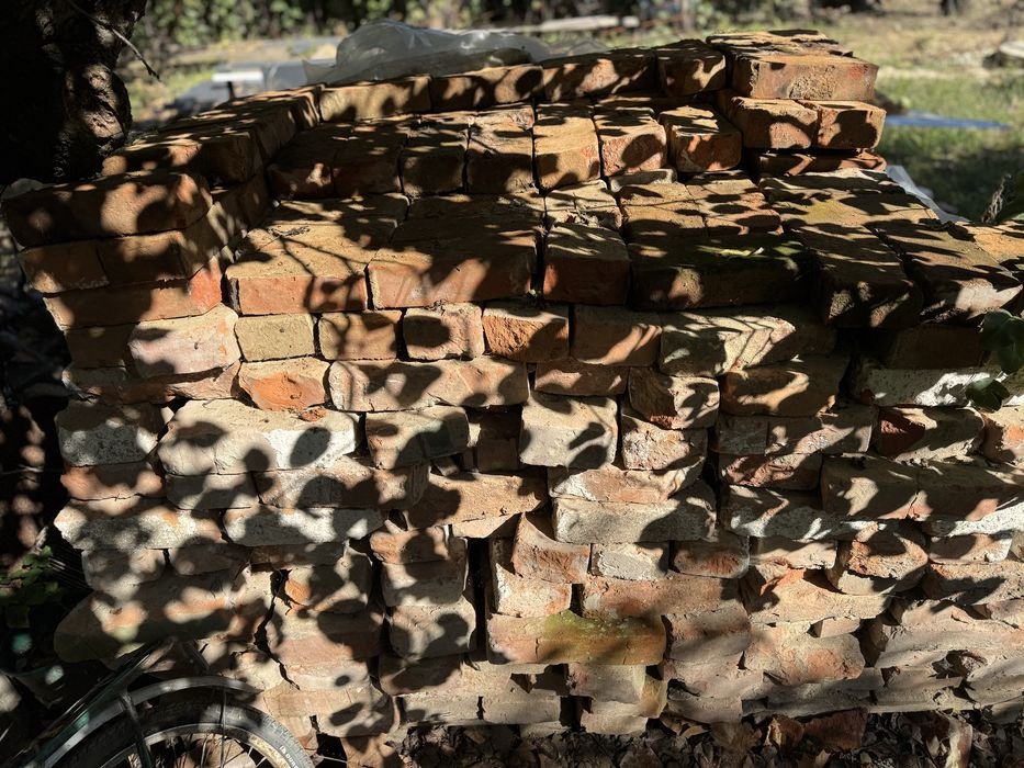 Продам керпіч,чеський