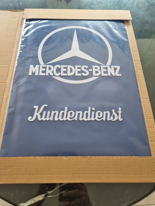 Placa de Esmalte Mercedes